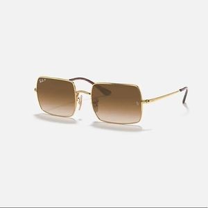 Like New Square Ray-Ban sunglasses